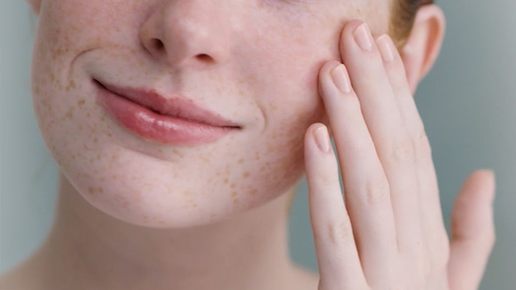 a-nourishing-skincare-routine-for-dry-skin