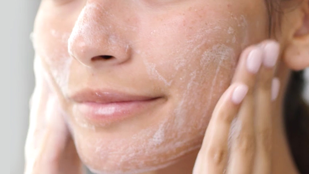 a-gentle-skincare-routine-for-oily-skin